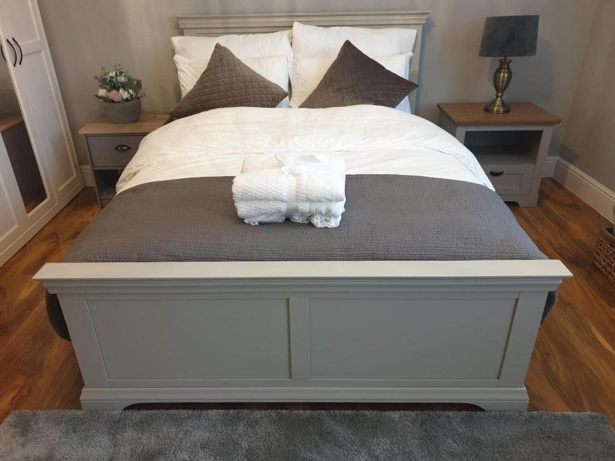 ロンドン Arsenal Highbury & Islington Beautifully Presented Bed & Breakfast エクステリア 写真